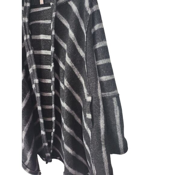 Knox Rose Cardigan XXL Womens Plus Size Black Grey Striped Long Sleeve Pockets - Picture 2 of 6